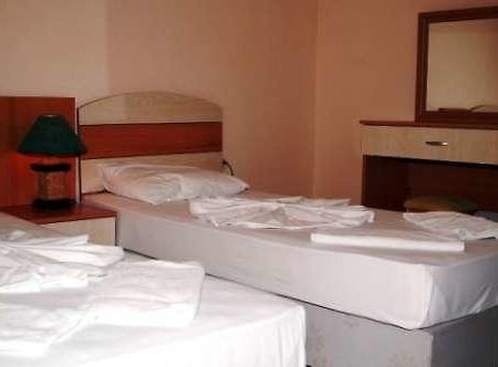 Cemal Bey Apart Hotel Алания Экстерьер фото